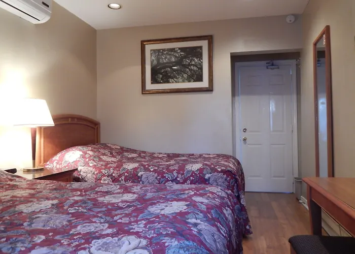 All Days Hostel Toronto